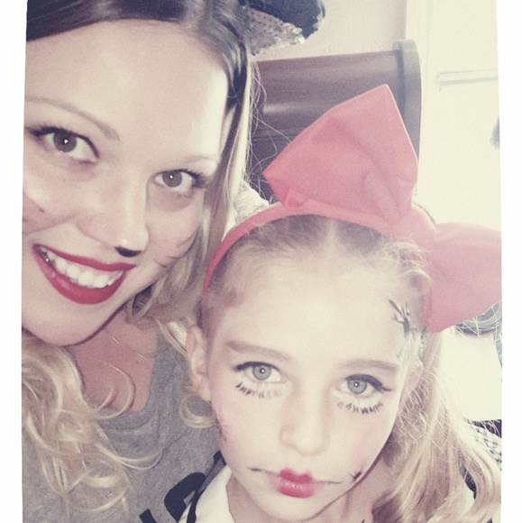 Meet your Posher, Leslie - Picture 4 of 4